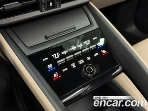 Porsche Macan, 2025 — миниатюра 14