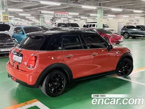 Mini Cooper, 2018 — миниатюра 4