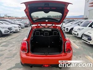 Mini Cooper, 2018 — миниатюра 8