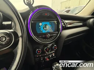 Mini Cooper, 2018 — миниатюра 16