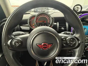 Mini Cooper, 2018 — миниатюра 20