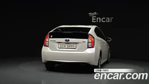 Toyota Prius, 2015 — миниатюра 4
