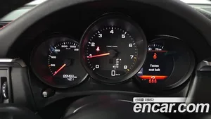 Porsche Macan, 2021 — миниатюра 10