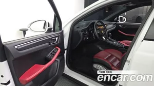 Porsche Macan, 2021 — миниатюра 12