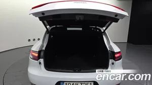 Porsche Macan, 2021 — миниатюра 25