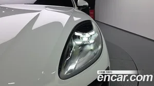 Porsche Macan, 2021 — миниатюра 7