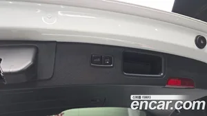 Porsche Macan, 2021 — миниатюра 30