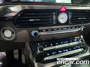 Genesis EQ900, 2016 — миниатюра 10