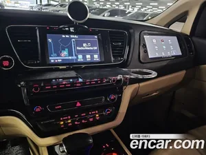 Kia Carnival, 2017 — миниатюра 14