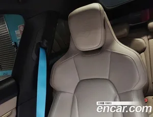 Porsche Taycan, 2025 — миниатюра 12