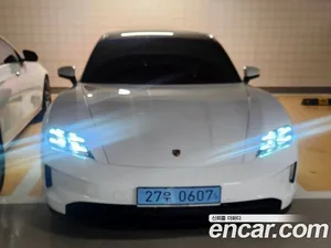 Porsche Taycan, 2025 — миниатюра 13