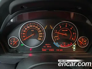 BMW 3-Series, 2018 — миниатюра 13
