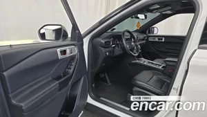 Ford Explorer, 2020 — миниатюра 13