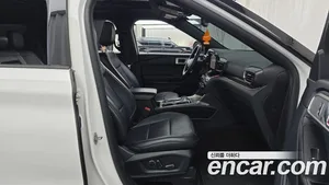 Ford Explorer, 2020 — миниатюра 17