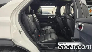 Ford Explorer, 2020 — миниатюра 18