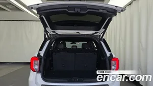 Ford Explorer, 2020 — миниатюра 26
