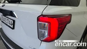 Ford Explorer, 2020 — миниатюра 9