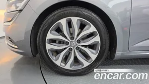 Renault SM6, 2016 — миниатюра 5