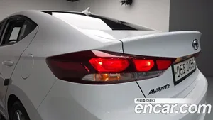 Hyundai Avante, 2016 — миниатюра 8