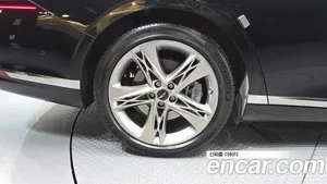 Genesis G90, 2022 — миниатюра 7