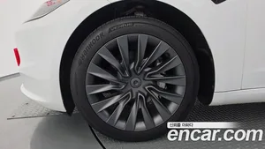 Tesla Model 3, 2024 — миниатюра 5