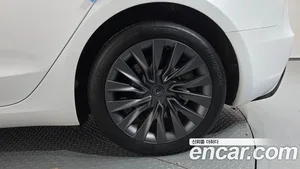 Tesla Model 3, 2024 — миниатюра 7