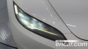 Tesla Model 3, 2024 — миниатюра 8