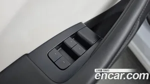 Tesla Model 3, 2024 — миниатюра 27