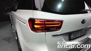 Kia Carnival, 2018 — миниатюра 9