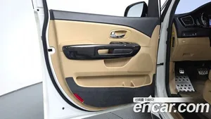 Kia Carnival, 2016 — миниатюра 14