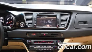 Kia Carnival, 2015 — миниатюра 14