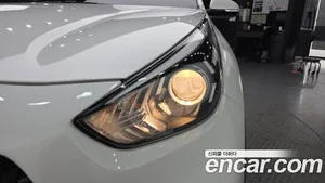 Kia Niro, 2020 — миниатюра 8