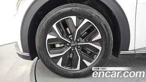 Kia EV6, 2022 — миниатюра 5