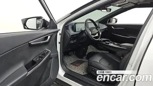 Kia EV6, 2022 — миниатюра 13