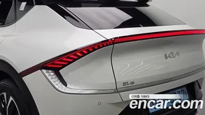 Kia EV6, 2022 — миниатюра 9