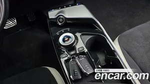 Kia EV6, 2022 — миниатюра 9