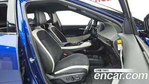 Kia EV6, 2022 — миниатюра 11
