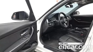 BMW 3-Series, 2018 — миниатюра 12