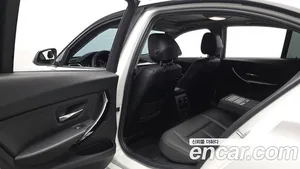 BMW 3-Series, 2018 — миниатюра 15