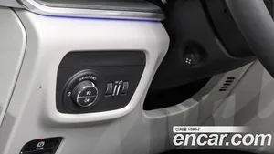 Jeep Cherokee, 2023 — миниатюра 15