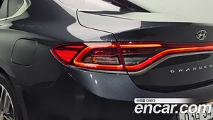 Hyundai Grandeur, 2017 — миниатюра 9
