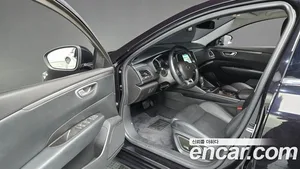 Renault SM6, 2018 — миниатюра 13
