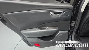 Renault SM6, 2018 — миниатюра 15