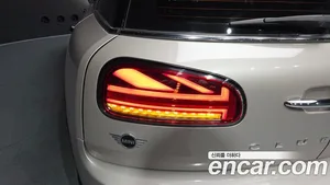 Mini Clubman, 2023 — миниатюра 9