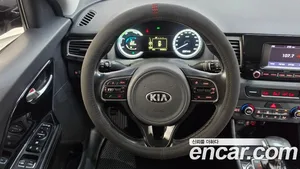 Kia Niro, 2016 — миниатюра 21