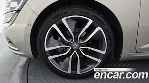 Renault SM6, 2016 — миниатюра 5