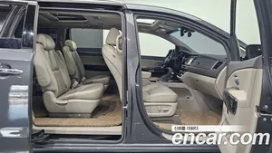 Kia Carnival, 2017 — миниатюра 16