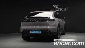 Porsche Macan, 2025 — миниатюра 4