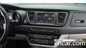 Kia Carnival, 2018 — миниатюра 12