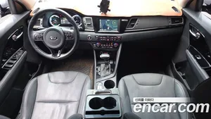 Kia Niro, 2016 — миниатюра 10